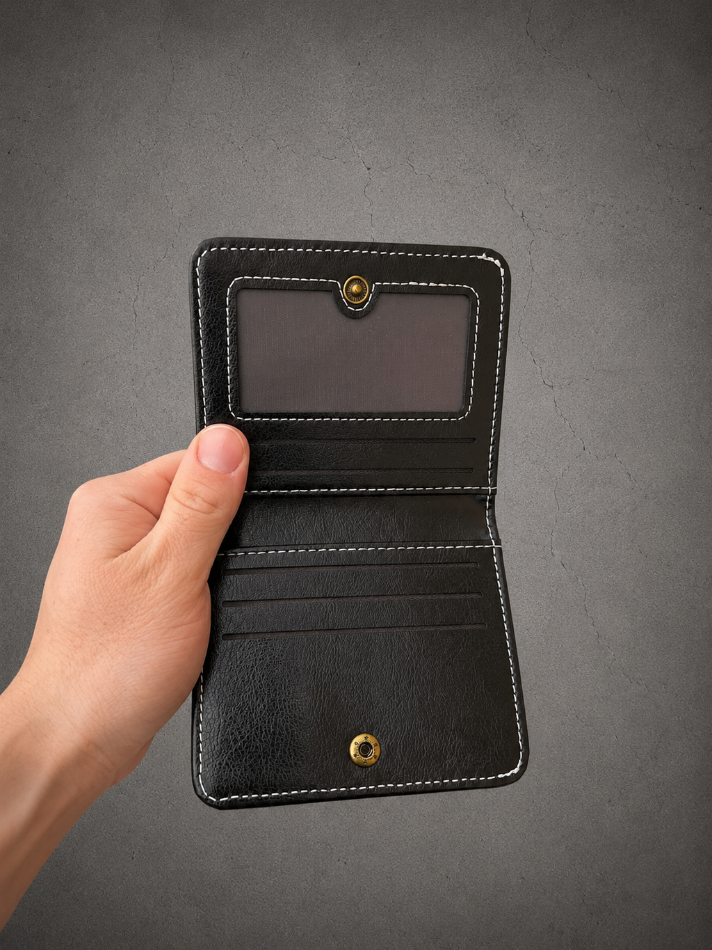 Gray Closet Essential Wallet – Black