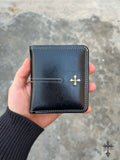 Portafoglio Bifold in Pelle Nera con Croce – Artigianale