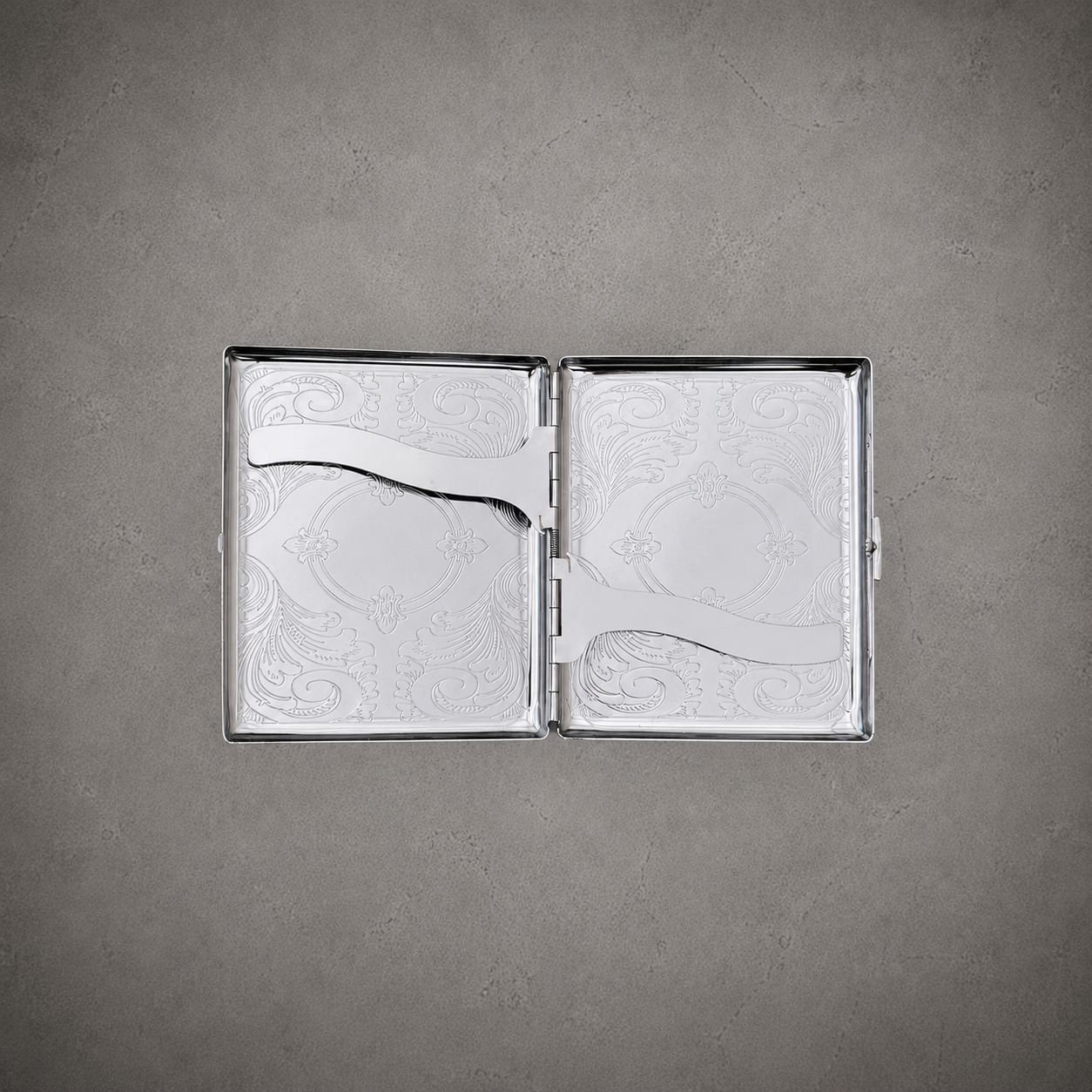 Gray Closet Chrome Cigarette Case